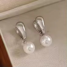 Earrings 11